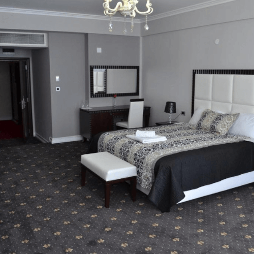 Луксузен и модерен хотел Еми со свечени сали за свадби и настани во Струмица