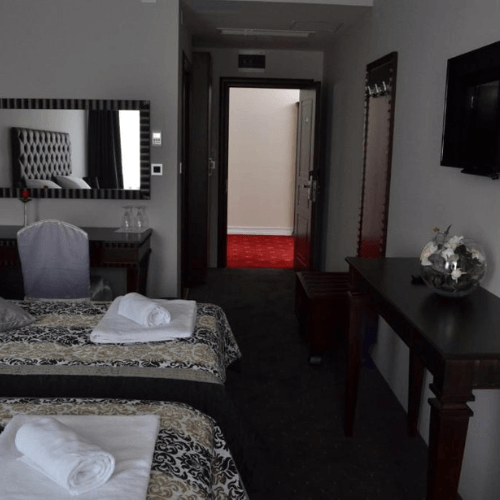 Луксузен и модерен хотел Еми со свечени сали за свадби и настани во Струмица